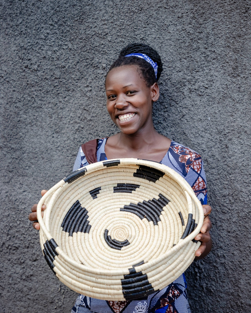 Spotted Black Woven Bowl - 18"