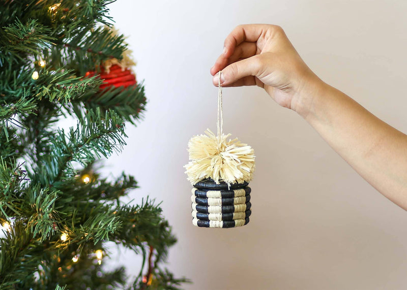 Pom Pom Basket Ornaments/Lidded Gift Boxes/Multiple Color Options