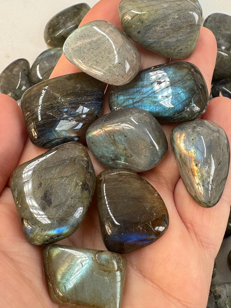 Labradorite (Tumbled)