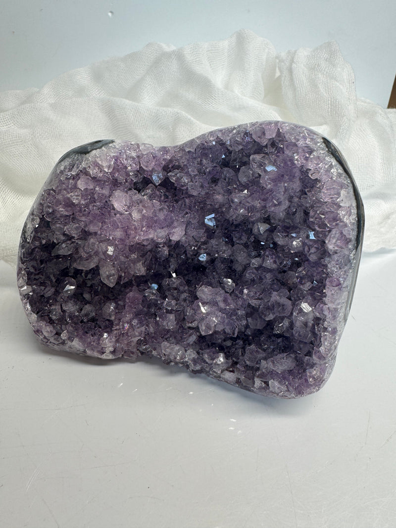 Natural Amethyst / Cut Base