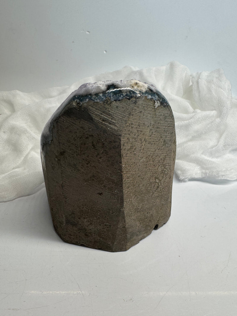 Natural Amethyst / Cut Base