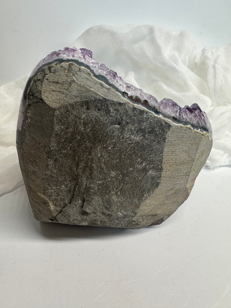Natural Amethyst / Cut Base