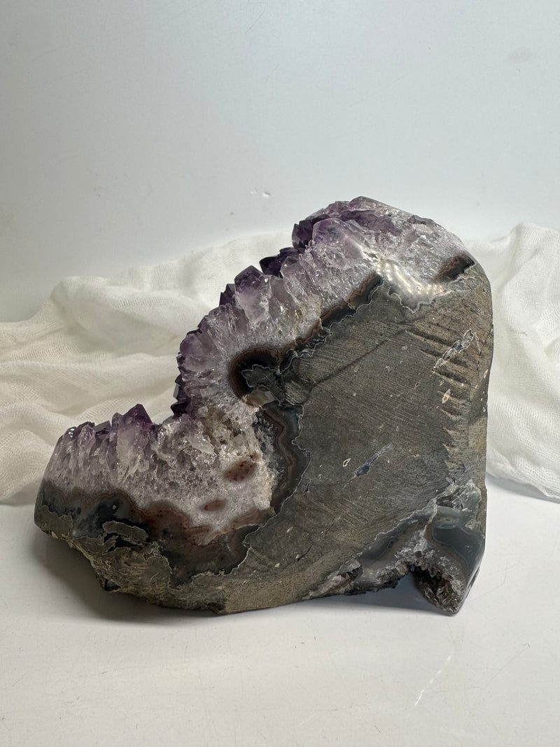 Natural Amethyst / Cut Base