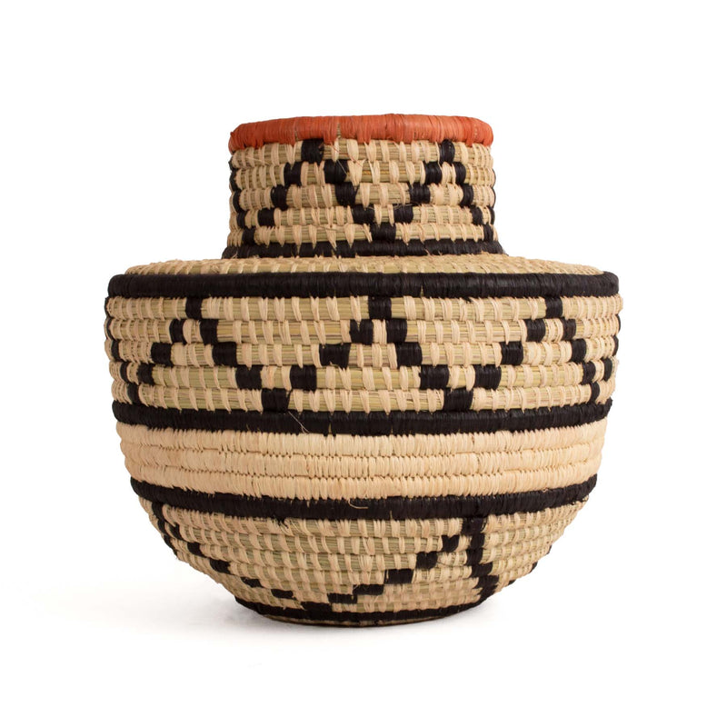 Earthen Craft - 8.5" Pot/Decor