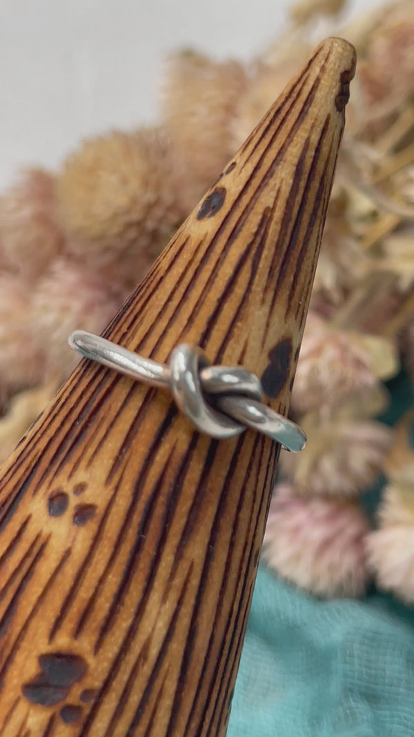 Hill Tribe Fine Silver Ring - Simple Knot