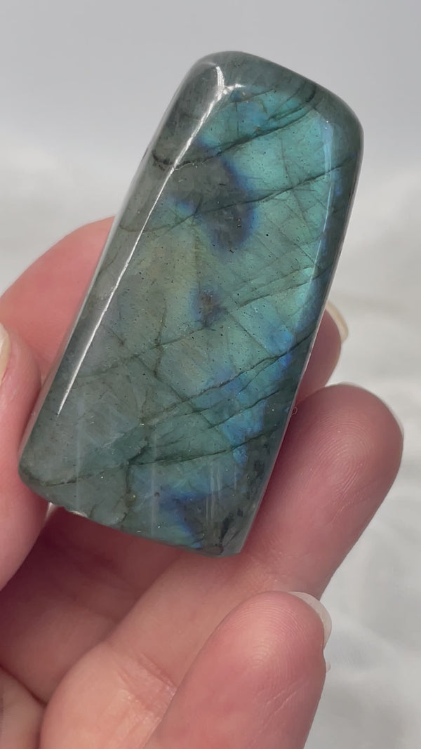 Mini Labradorite Freeform